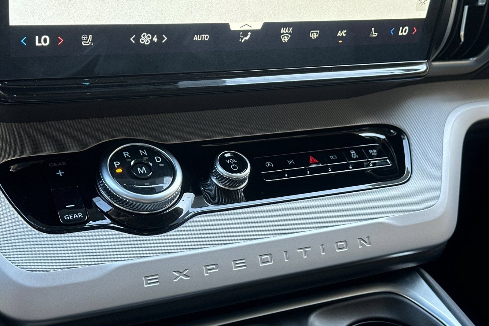 New 2027 Ford Expedition Active RWD image 22