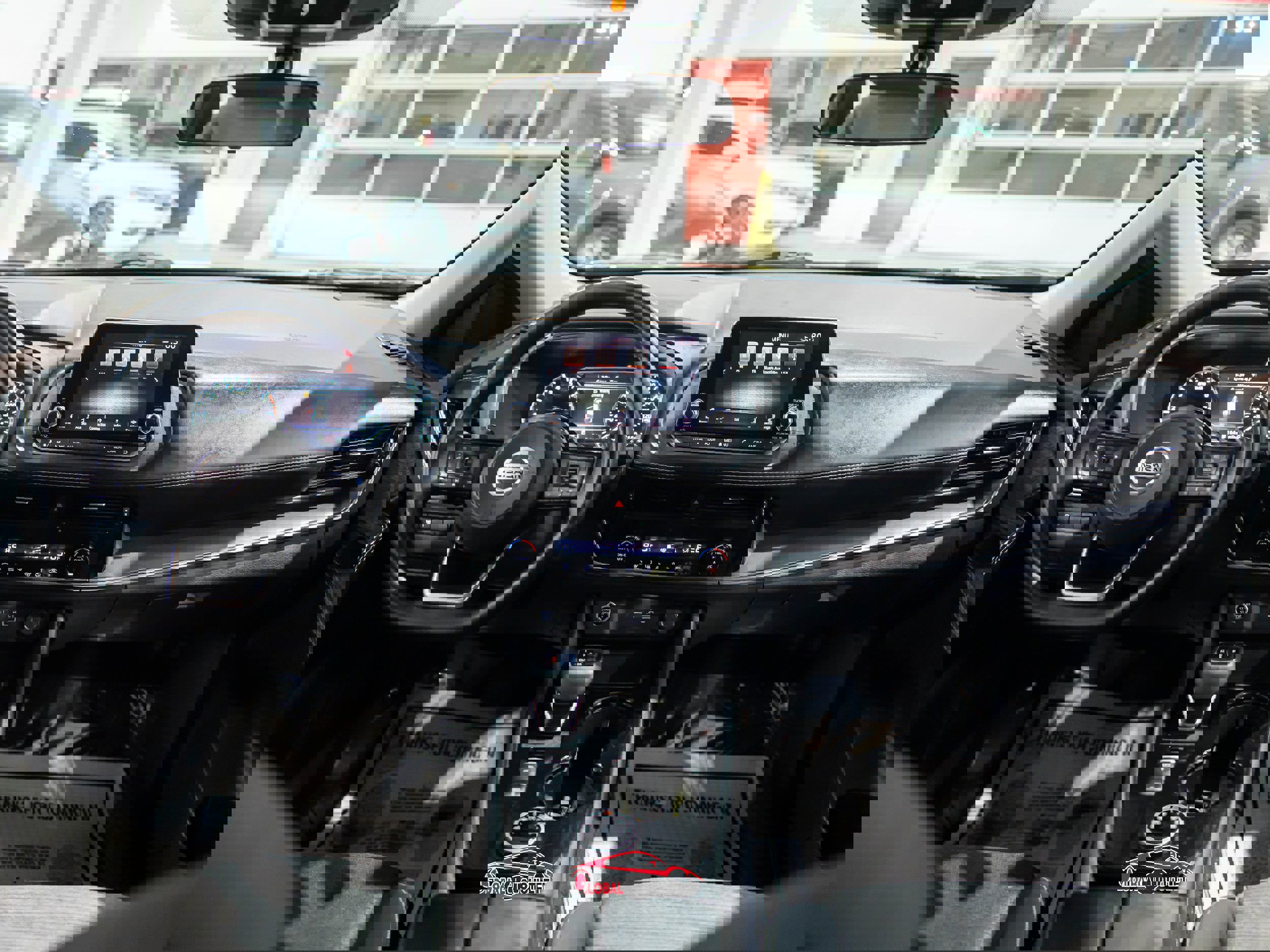 Used 2021 Nissan Rogue SV image 14