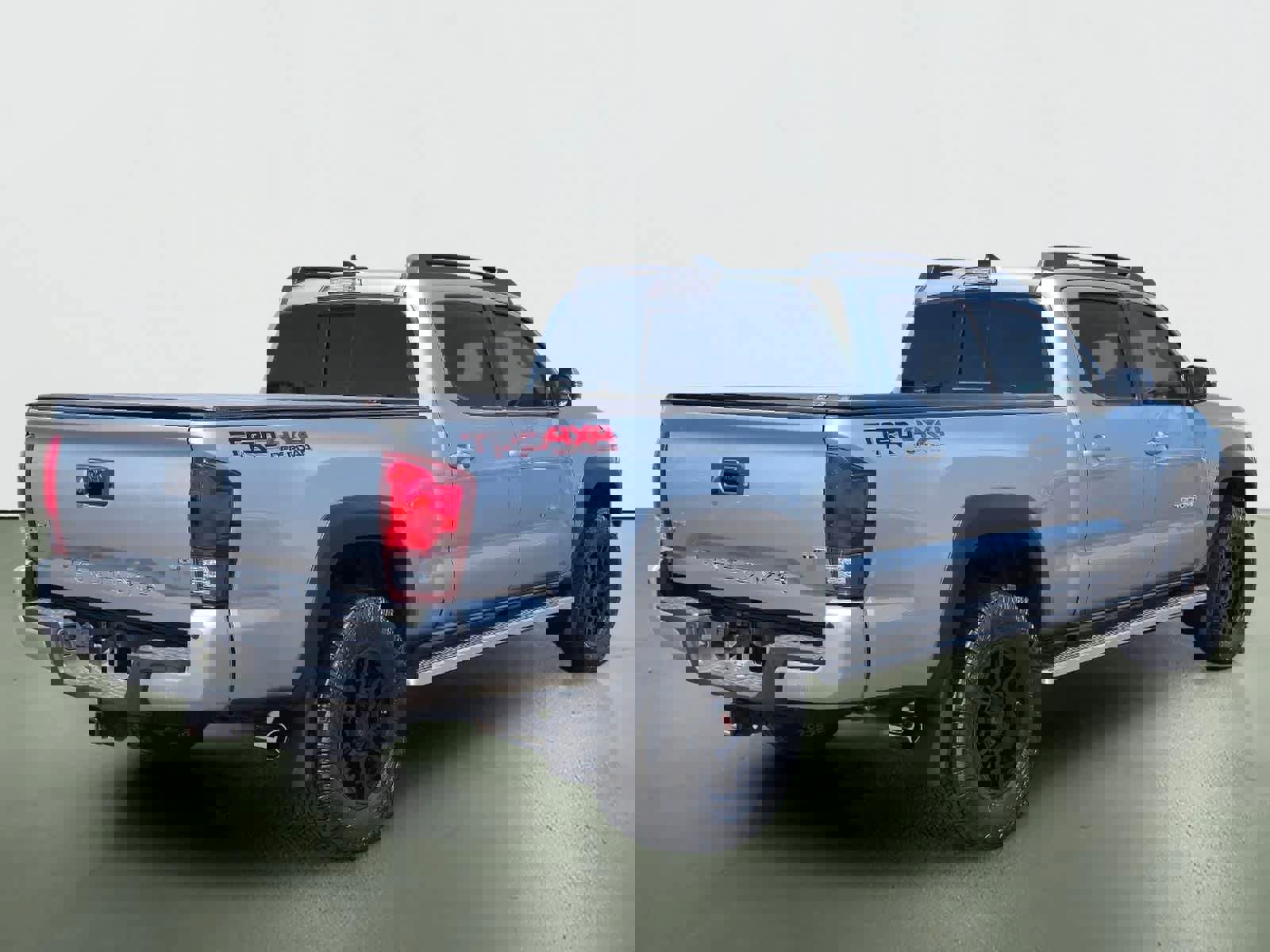 Used 2019 Toyota Tacoma TRD Off-Road w/ TRD Premium Off Road Package AWD/4WD image 7