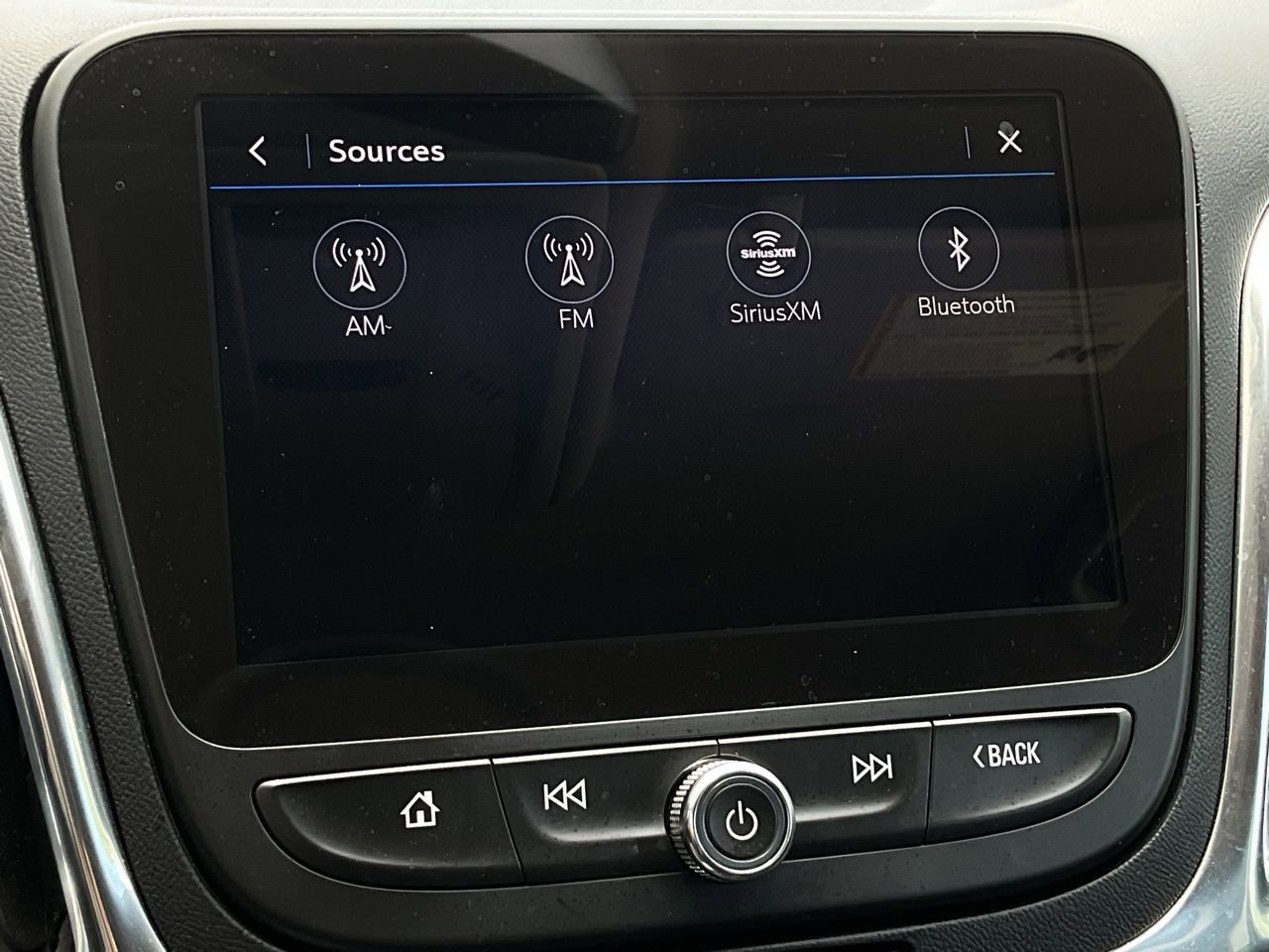 Used 2020 Chevrolet Equinox LT w/ Sport Edition image 30