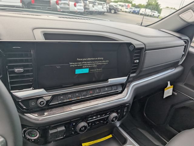 New 2026 Chevrolet Silverado 1500 LTZ w/ LTZ Premium Package AWD/4WD image 19