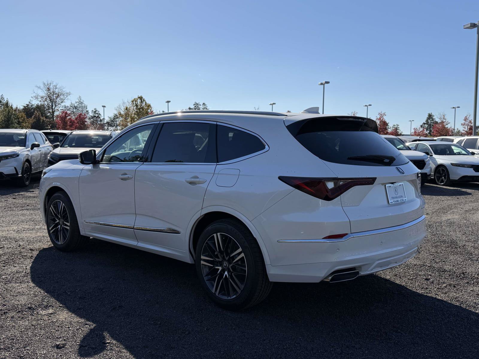 New 2026 Acura MDX w/ Advance Package AWD/4WD image 4
