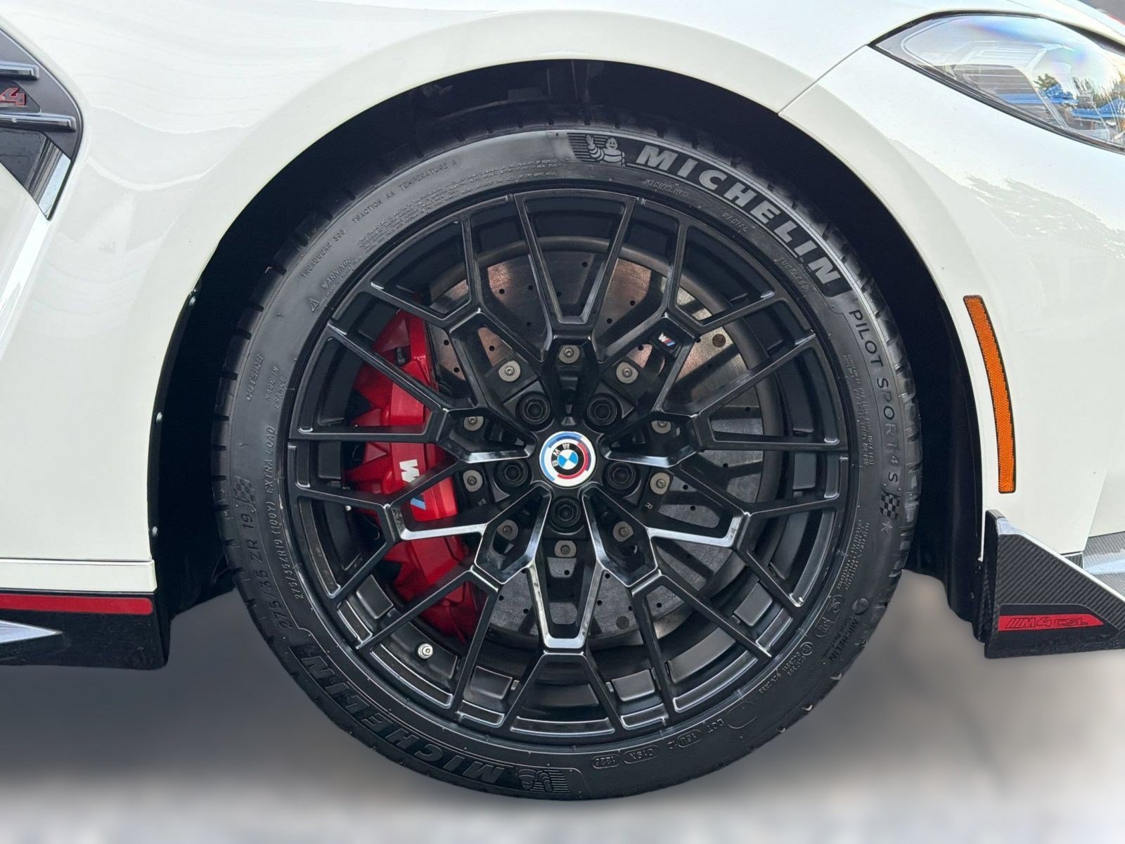 Used 2023 BMW M4 CSL RWD image 13