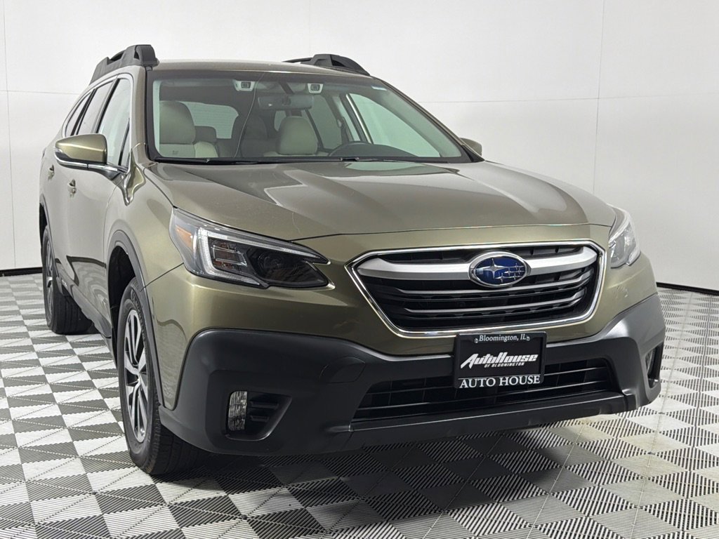 Used 2020 Subaru Outback Premium image 3