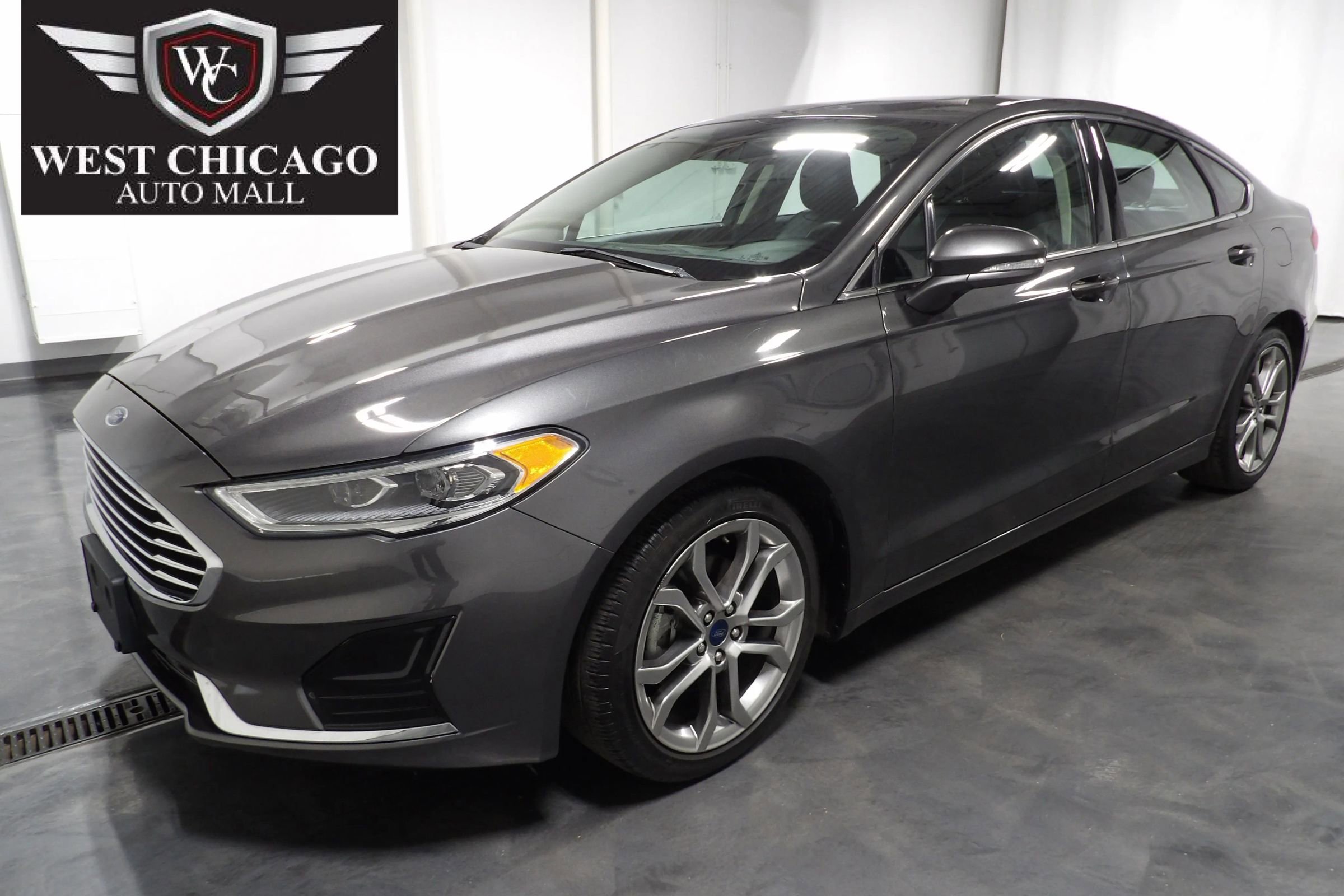 Used 2019 Ford Fusion SEL FWD image 1