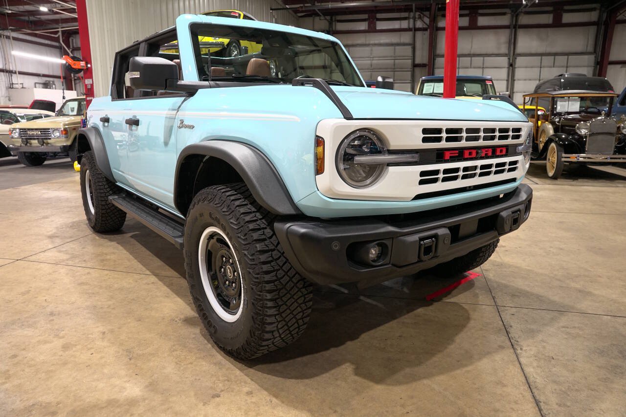 Used 2023 Ford Bronco Heritage Edition AWD/4WD image 12
