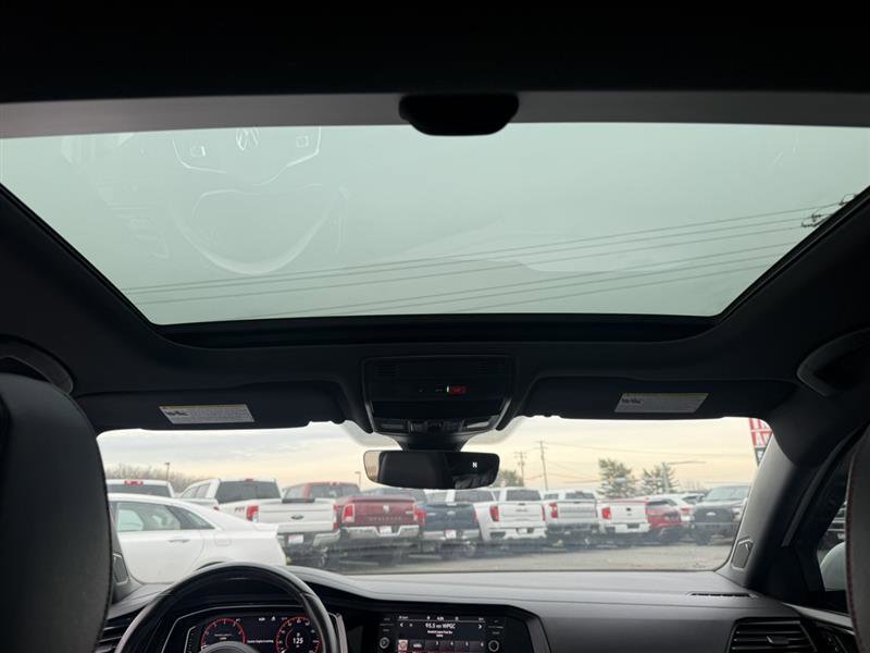 Used 2021 Volkswagen Jetta GLI Autobahn image 22