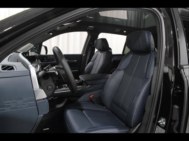 New 2026 Cadillac Escalade IQ Luxury 2 w/ LPO, Floor Liner Package AWD/4WD image 5