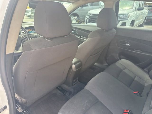 Used 2016 Chevrolet Cruze LT w/ Technology Package FWD image 26