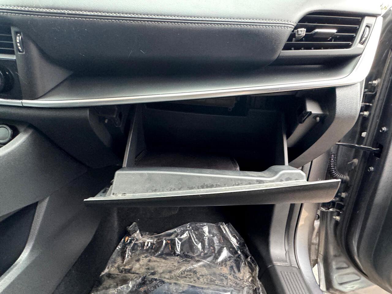 Used 2021 Nissan Rogue S AWD/4WD image 32