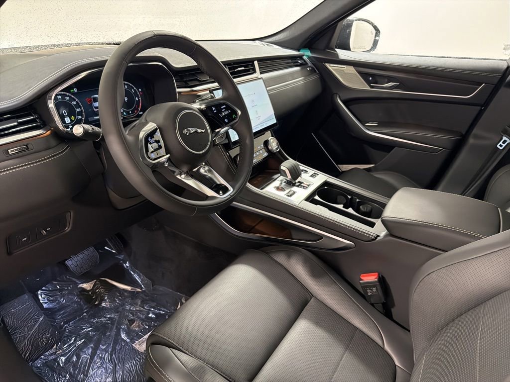 New 2026 Jaguar F-PACE R-Dynamic S AWD/4WD image 10