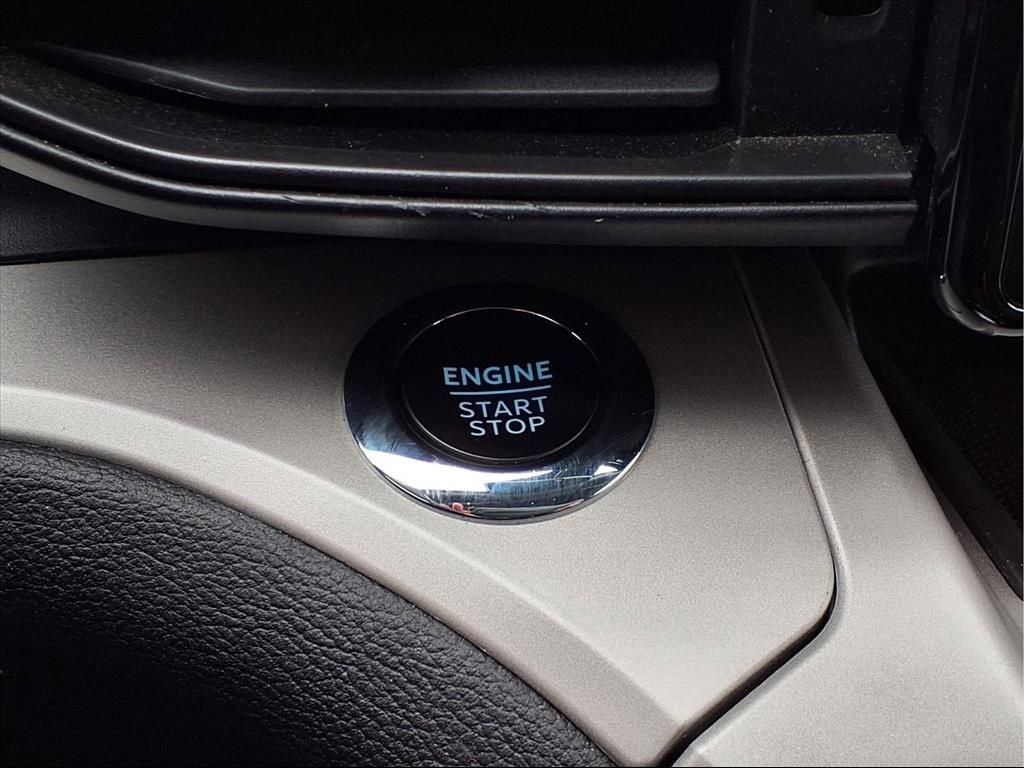 Used 2023 Ford Explorer XLT image 14