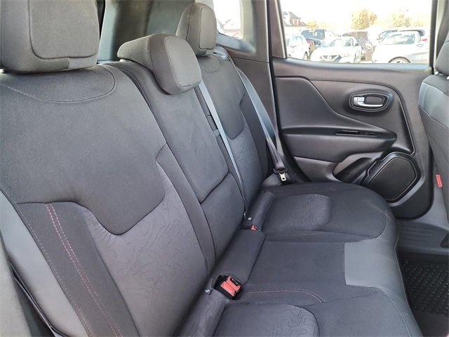 Used 2022 Jeep Renegade Trailhawk image 21