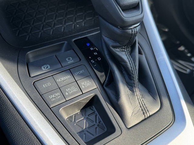 Certified 2021 Toyota RAV4 XLE image 16