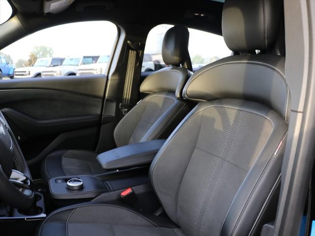 Used 2023 Ford Mustang Mach-E GT image 8