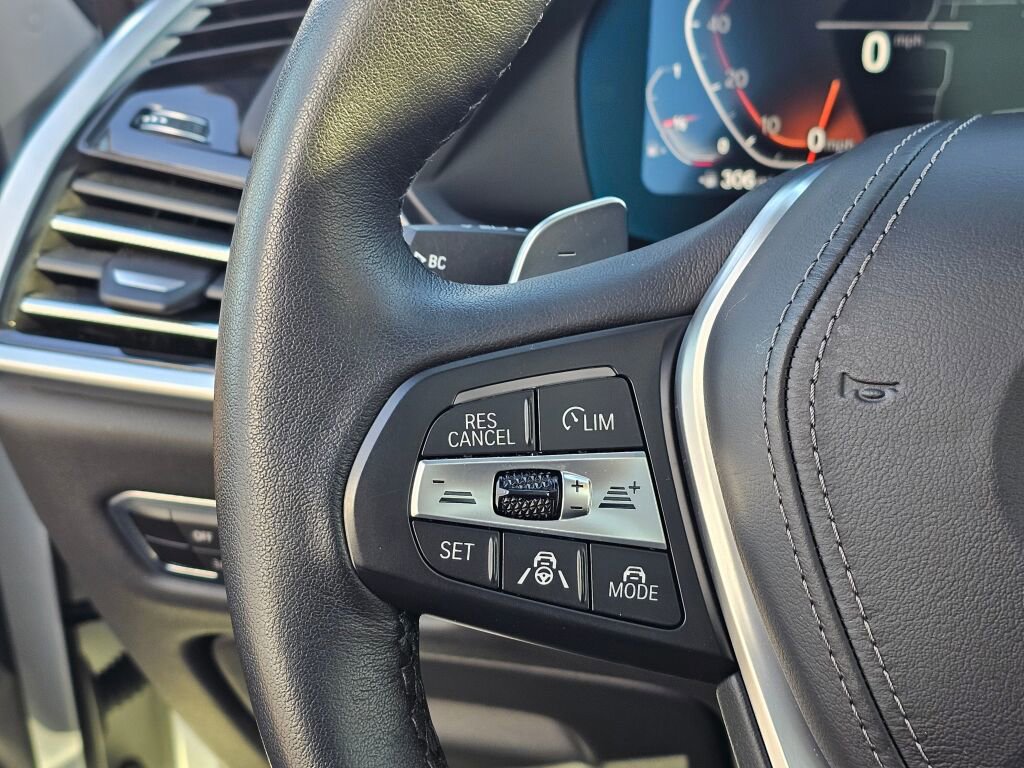 Used 2023 BMW X5 xDrive40i w/ Executive Package image 33