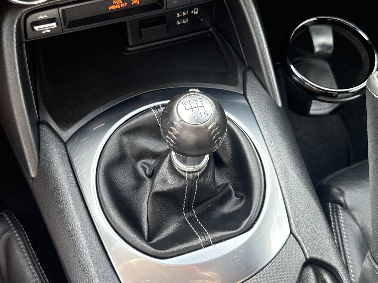 Used 2021 MAZDA MX-5 Miata RF Grand Touring RWD image 28