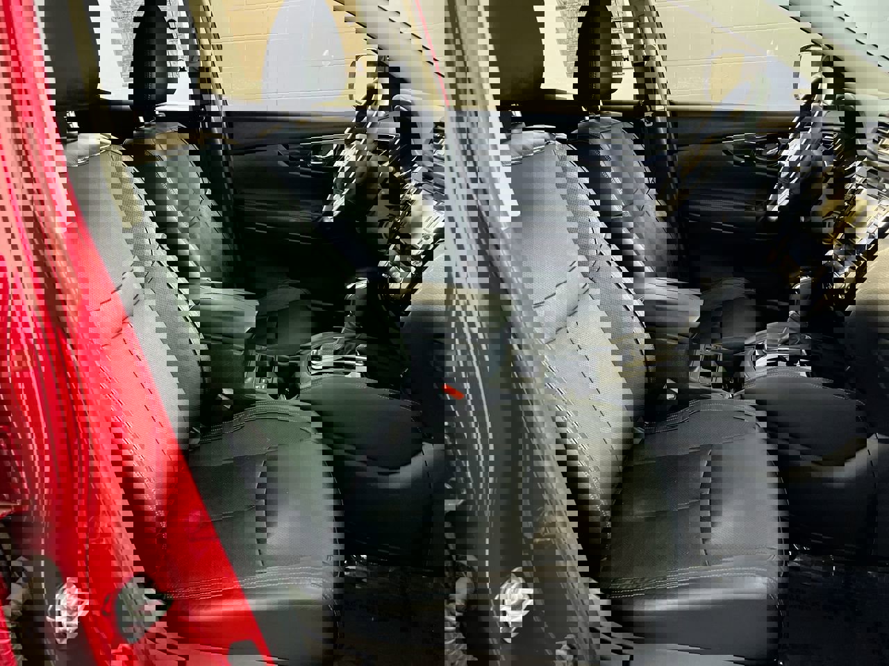 Used 2017 Nissan Rogue Sport SL image 28