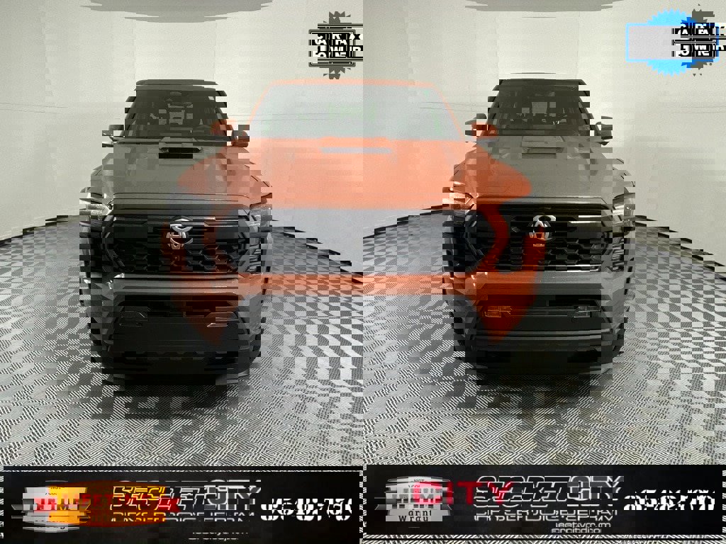 Used 2025 Toyota Tacoma TRD Sport w/ TRD Sport Premium Package image 2