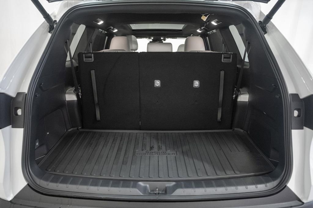 Used 2025 Toyota Grand Highlander AWD Hybrid image 10