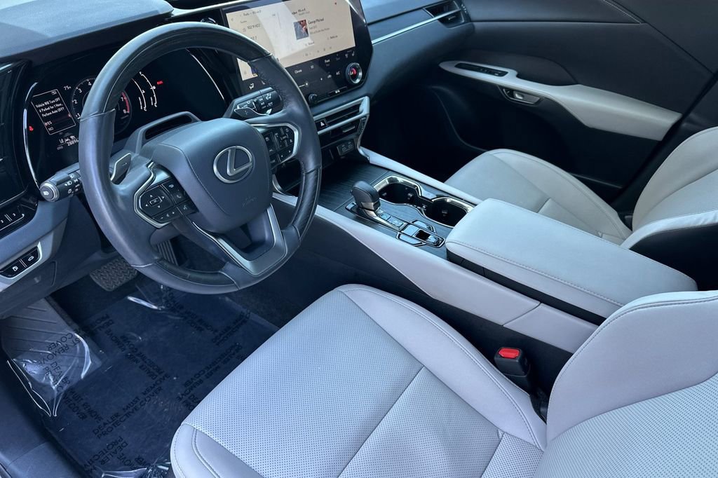 Used 2023 Lexus RX 350 Premium FWD image 10