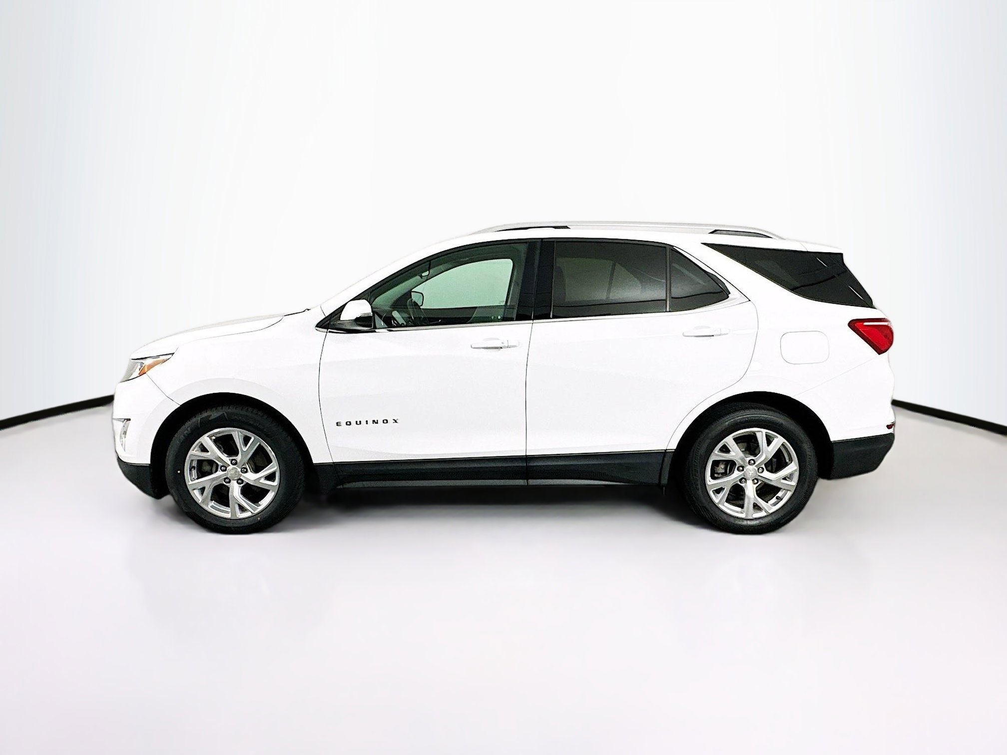 Used 2019 Chevrolet Equinox LT image 4