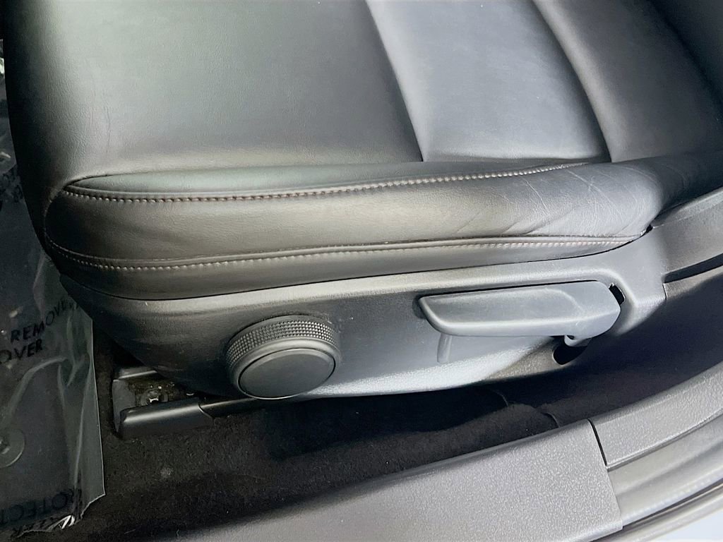 Used 2025 MAZDA MAZDA3 s Sport FWD image 16