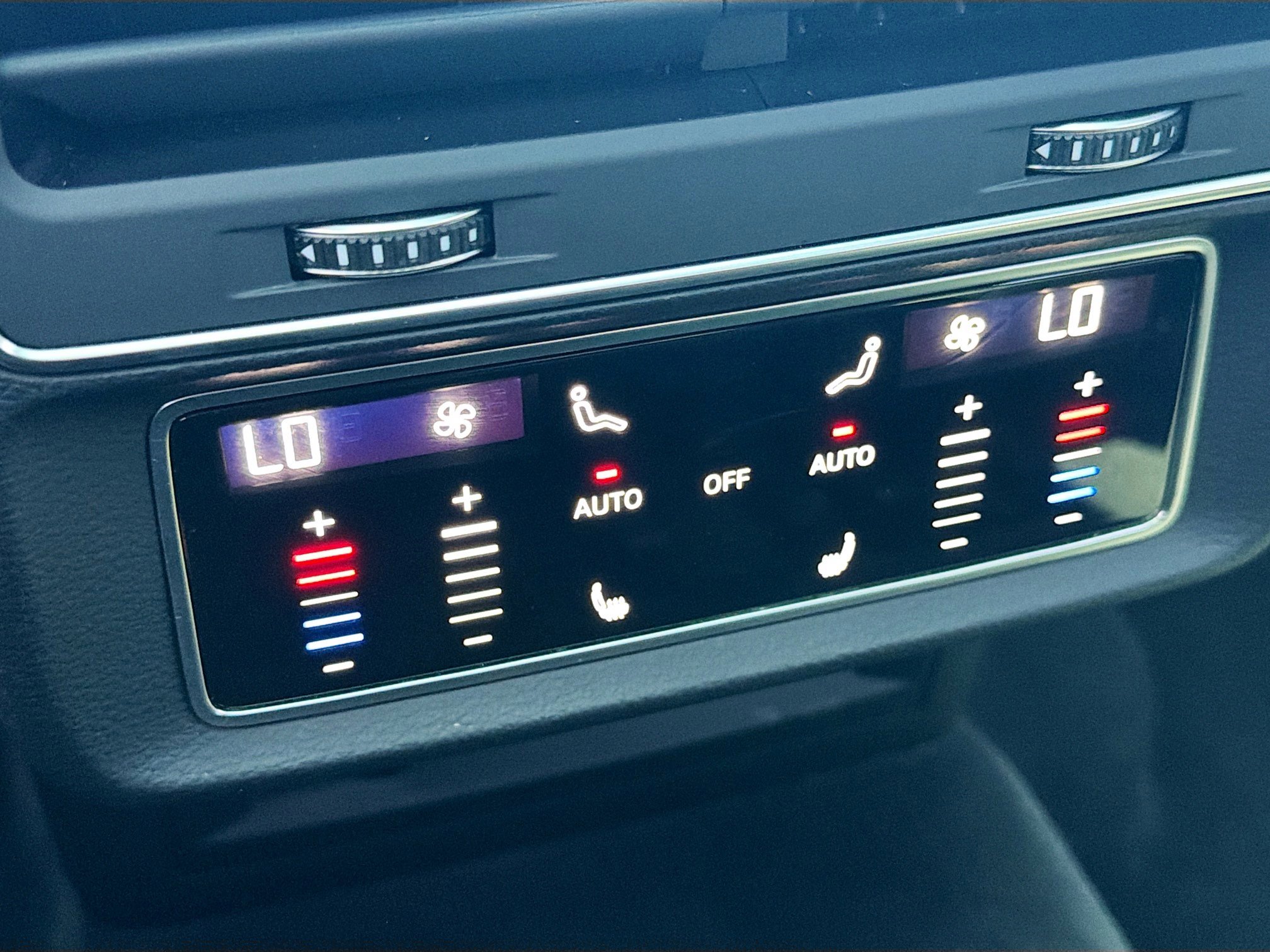 Used 2024 Audi SQ8 Prestige image 20