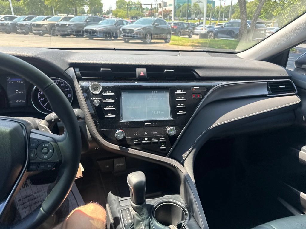 Used 2020 Toyota Camry SE FWD image 17