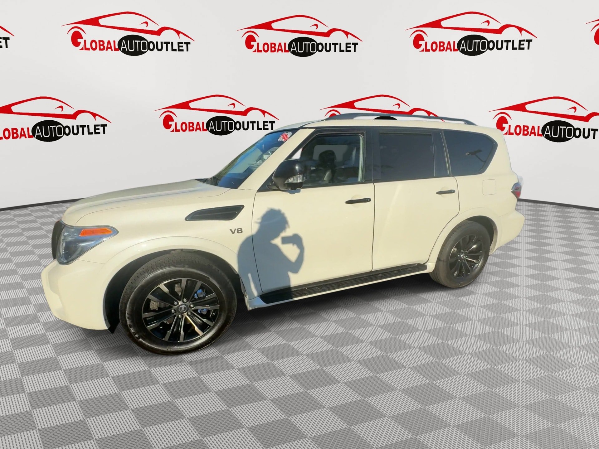 Used 2020 Nissan Armada Platinum w/ Captain's Chairs Package AWD/4WD image 4