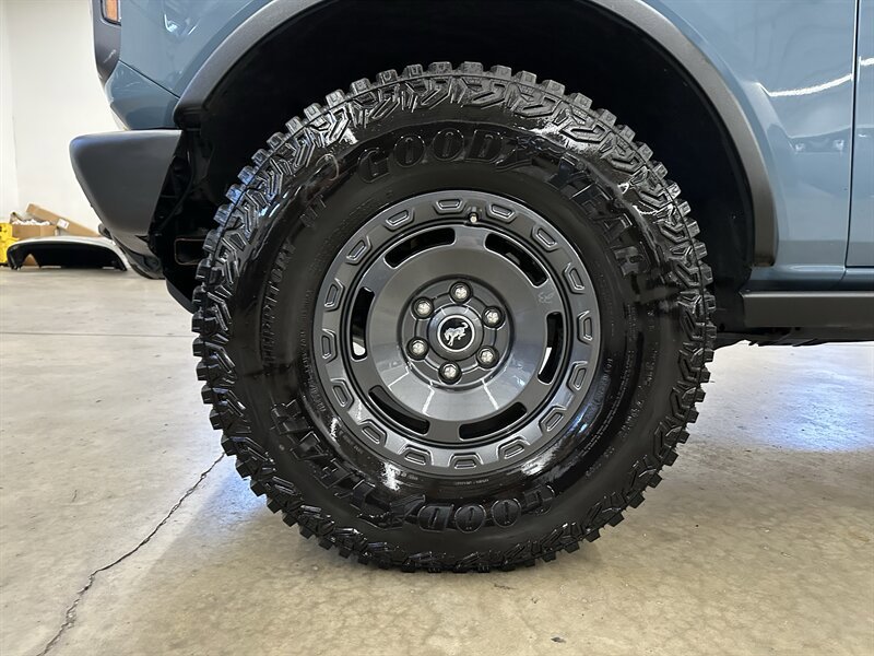 Used 2023 Ford Bronco Badlands AWD/4WD image 10