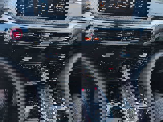 Used 2025 Acura MDX SH-AWD image 20