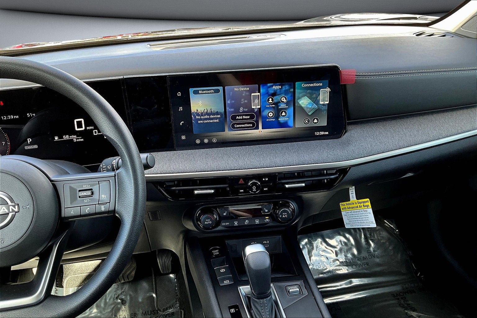 New 2026 Nissan Kicks SV w/ SV Premium Package image 6