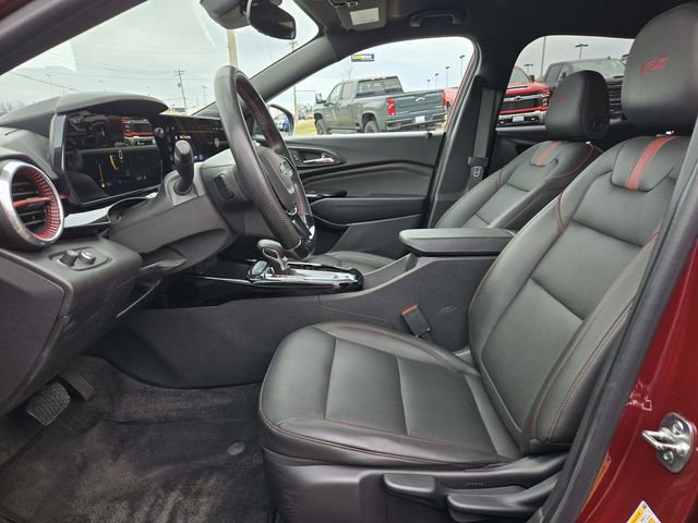 Certified 2025 Chevrolet Trax RS image 8