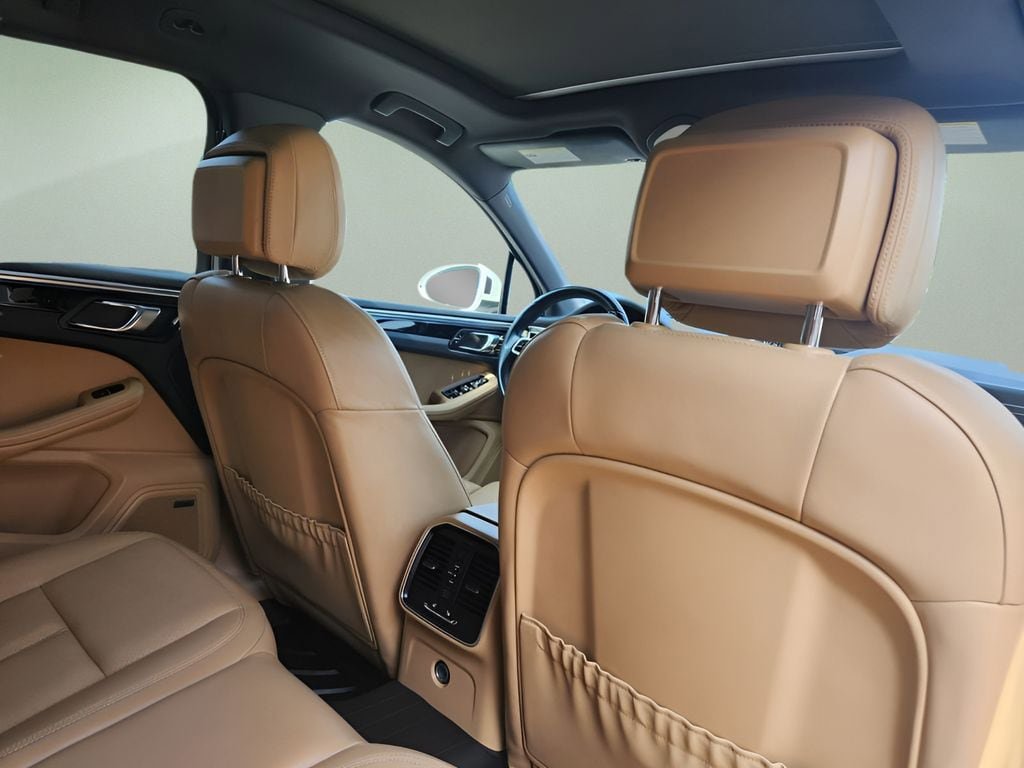 Used 2017 Porsche Macan S image 15