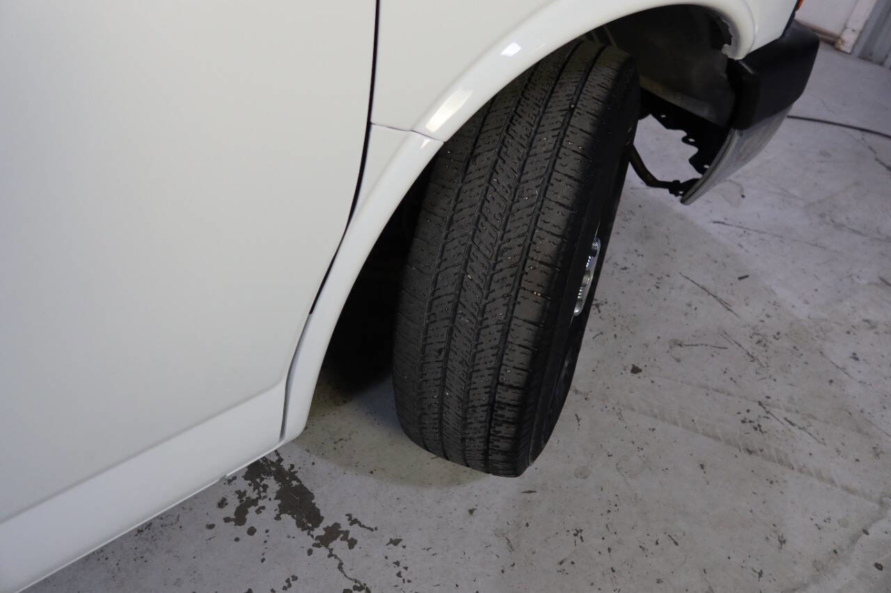 Used 2015 Chevrolet Express 3500 LT w/ LT Preferred Equipment Group image 30