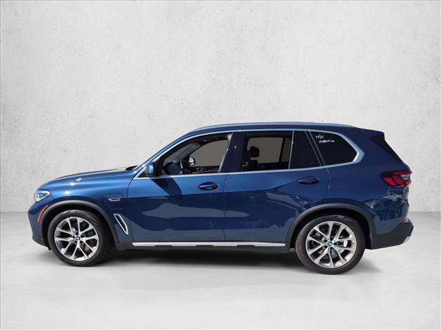 Certified 2022 BMW X5 xDrive45e w/ Luxury Seating Package AWD/4WD image 9
