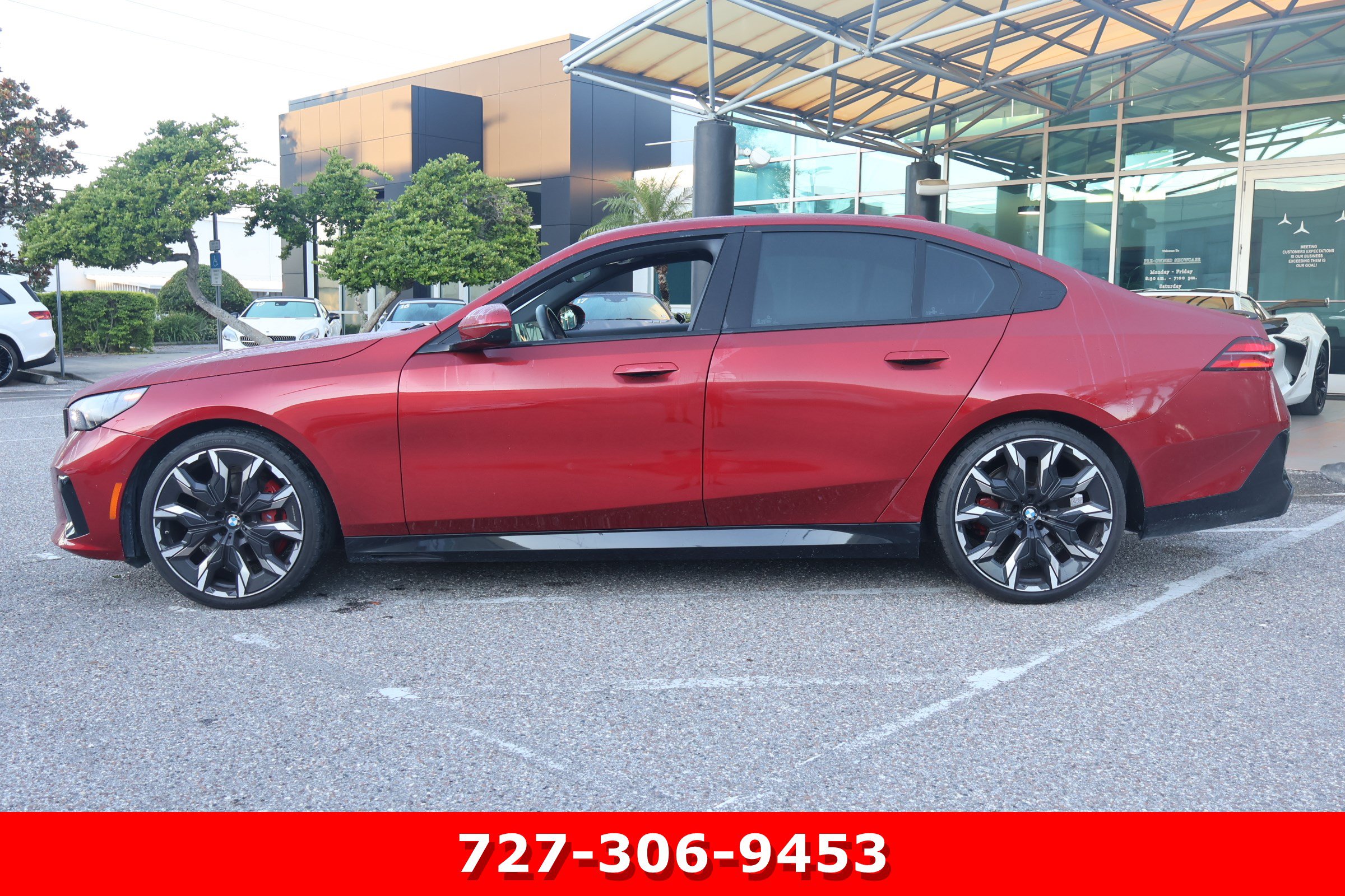 Used 2024 BMW 530i w/ M Sport Package RWD image 6