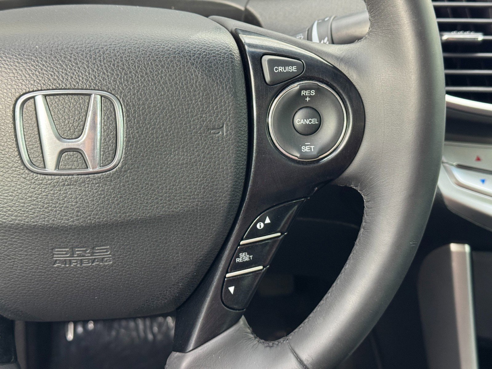 Used 2015 Honda Accord EX-L image 20