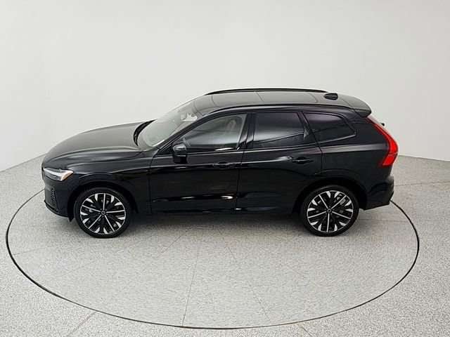 New 2026 Volvo XC60 B5 Ultra w/ Protection Package Premier image 38