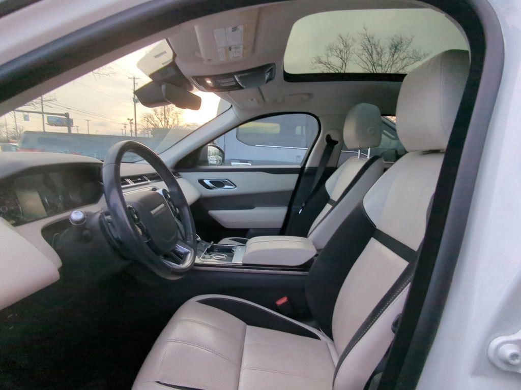 Used 2020 Land Rover Range Rover Velar S image 6