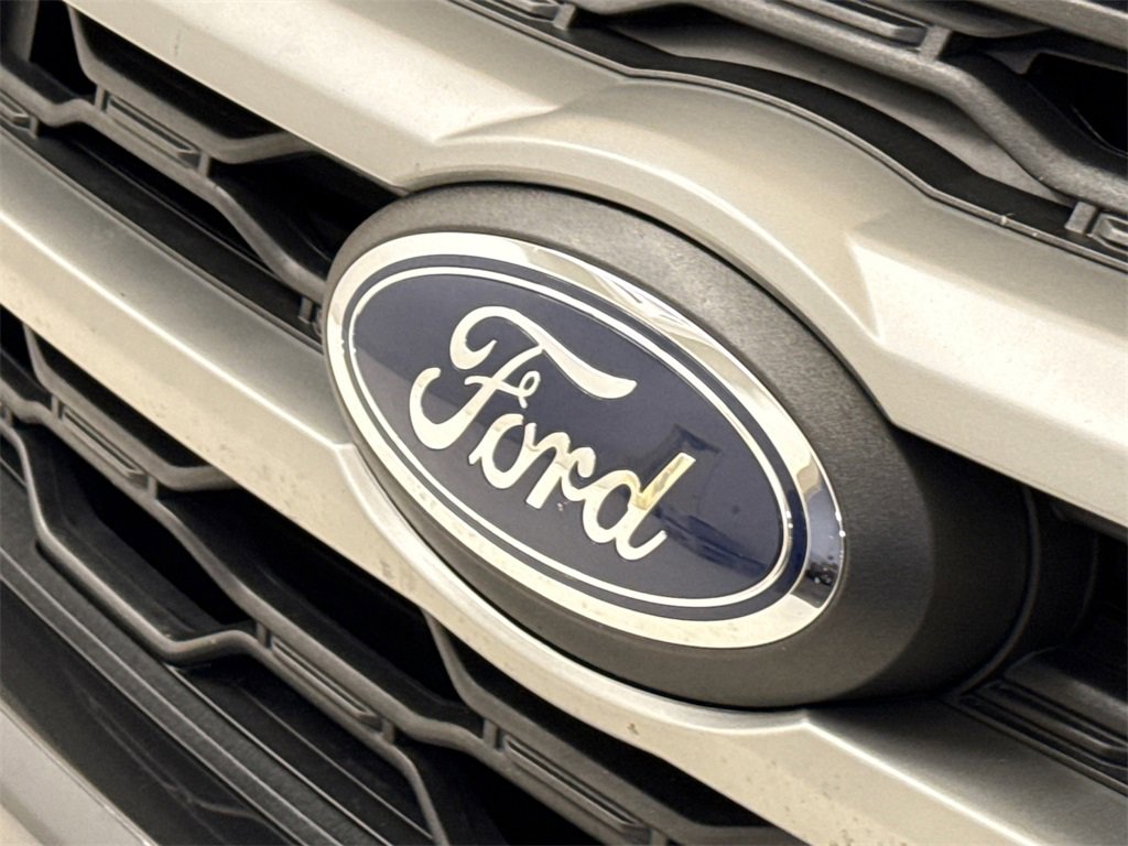 Used 2023 Ford Expedition XLT image 6