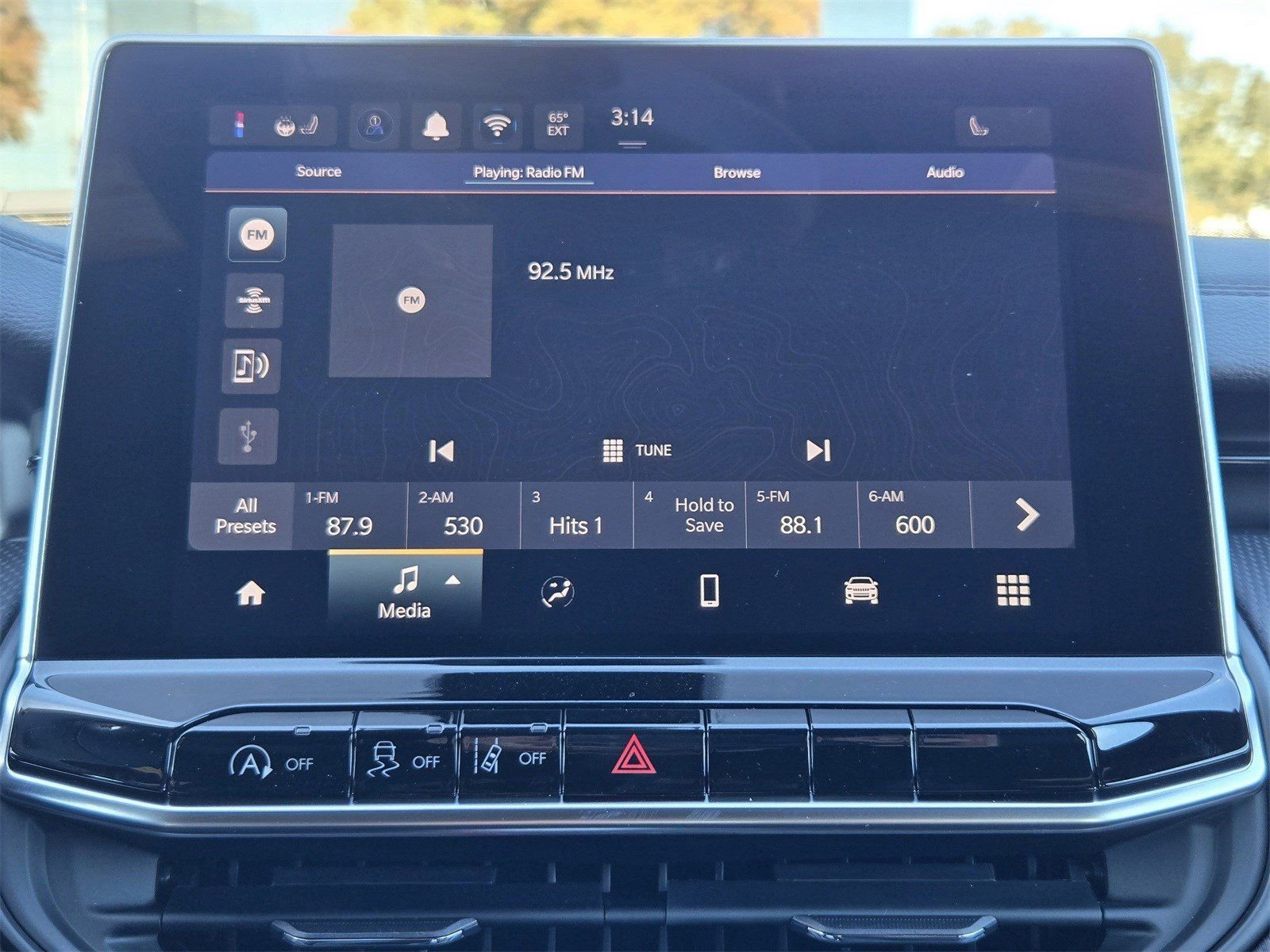 New 2026 Jeep Compass Latitude image 17