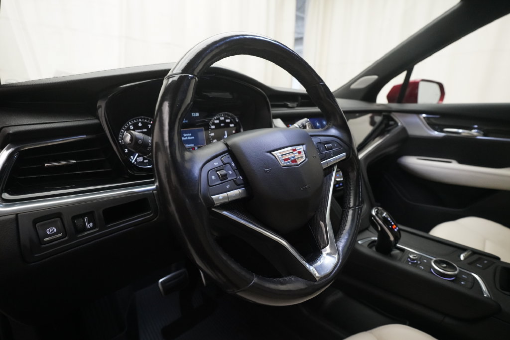 Used 2020 Cadillac XT6 Sport AWD/4WD image 8