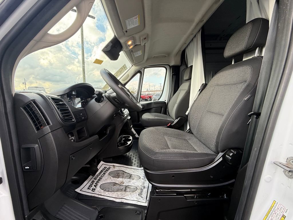 Used 2023 RAM ProMaster 2500 image 15