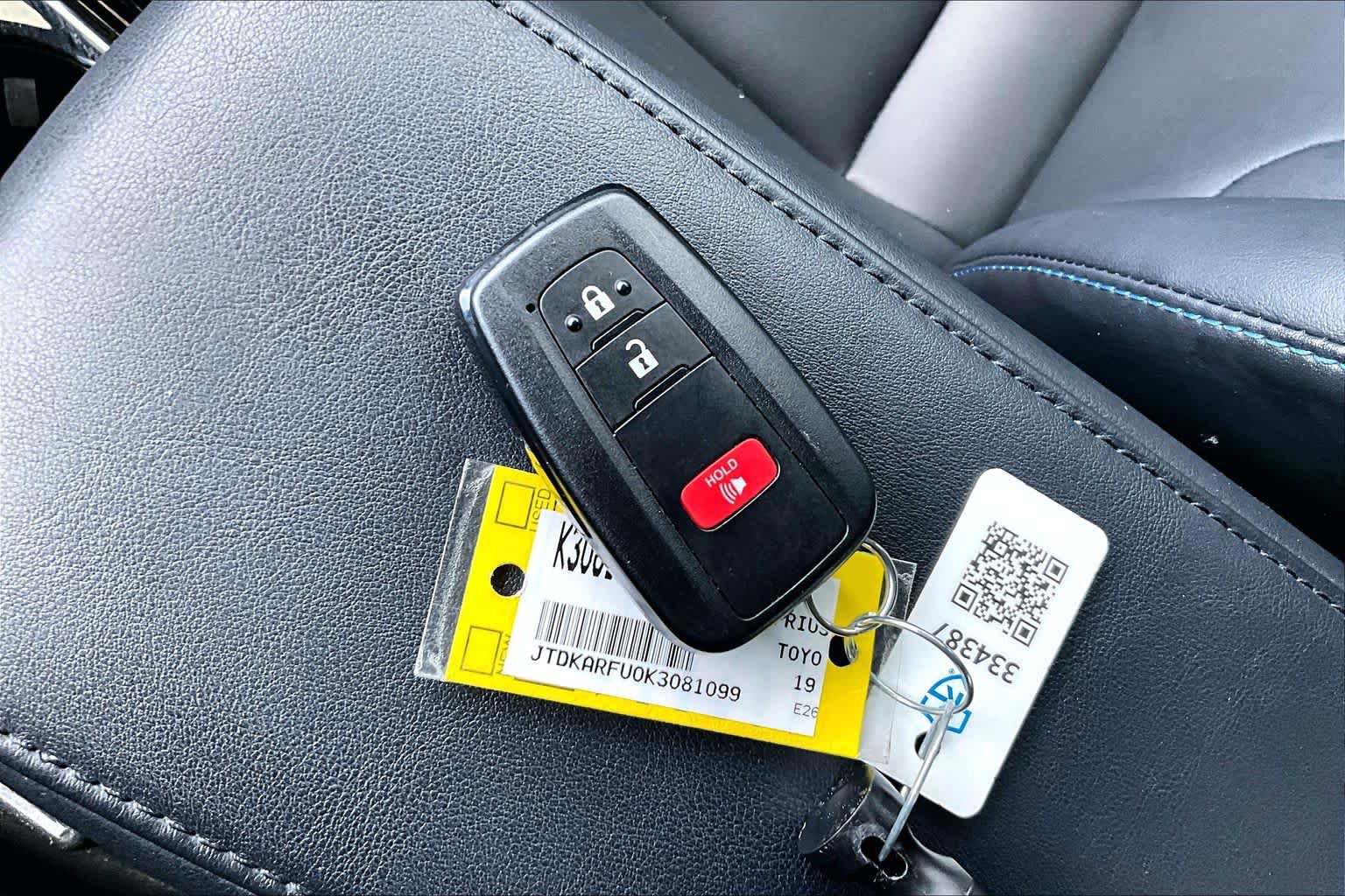 Used 2019 Toyota Prius Limited FWD image 15