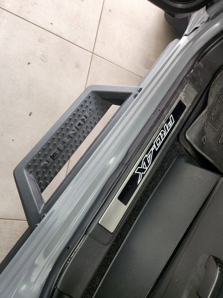 Used 2023 Nissan Frontier PRO-4X w/ Pro-4X Premium Package image 10