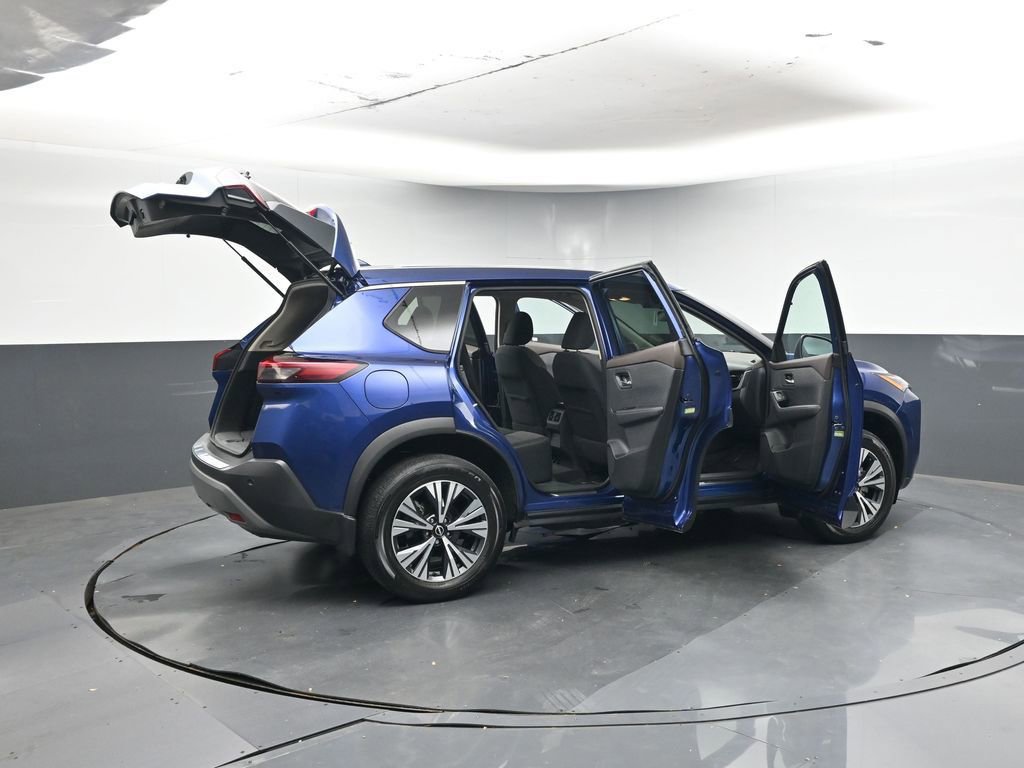 Used 2022 Nissan Rogue SV image 47