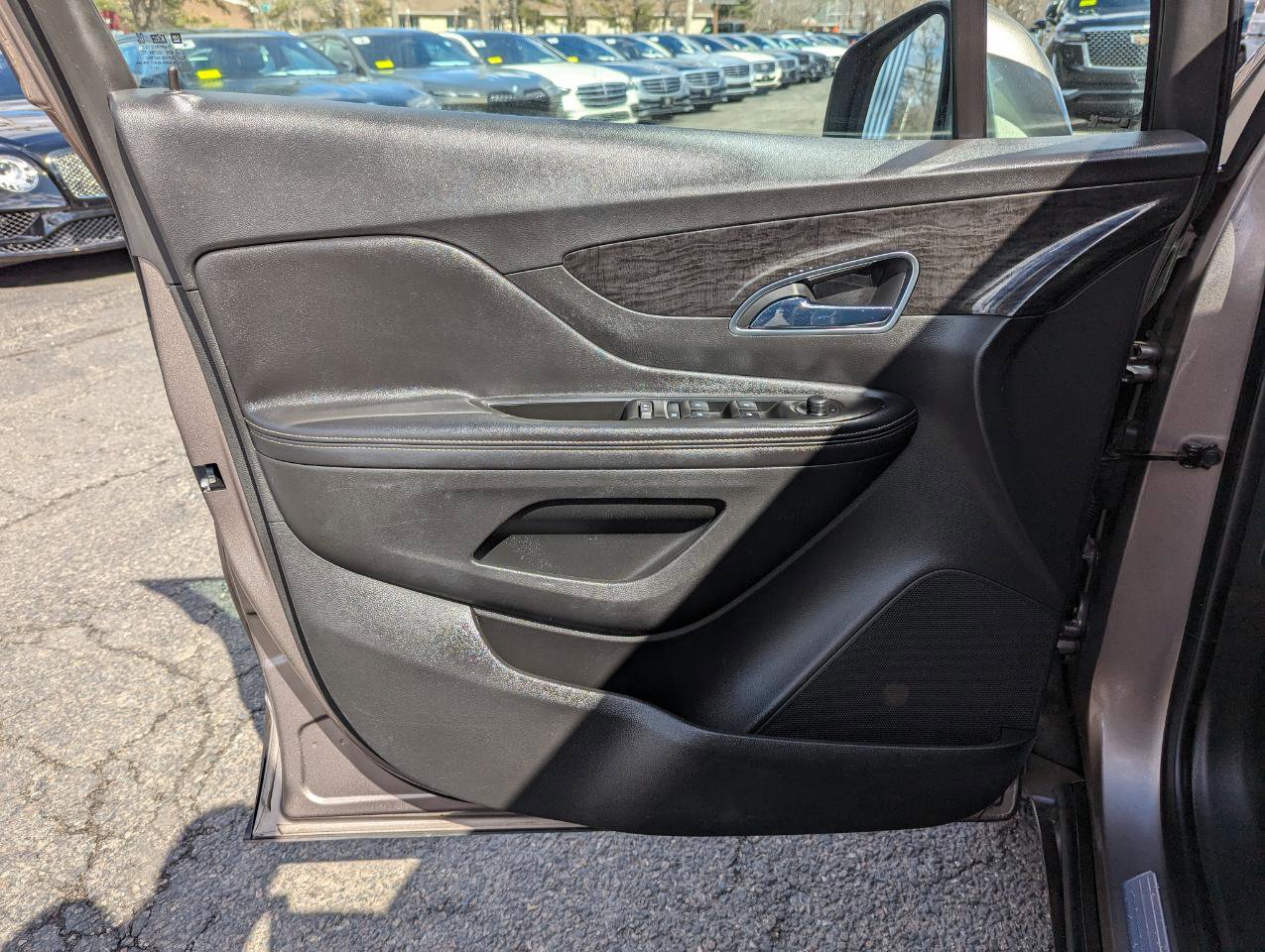 Used 2015 Buick Encore Convenience image 11