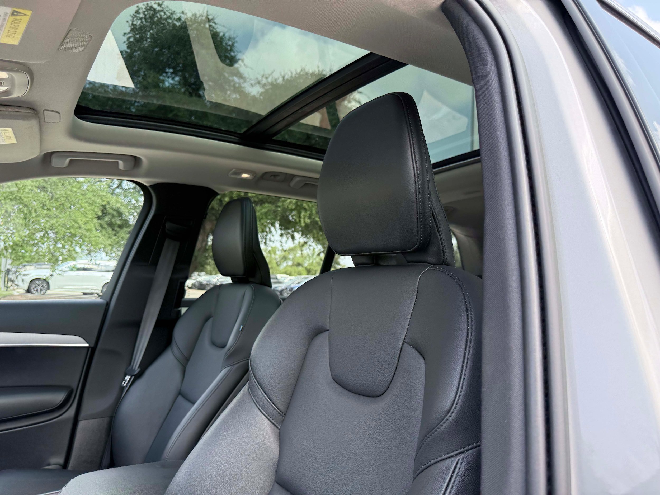 Certified 2023 Volvo XC90 B5 Core w/ Protection Package Premier AWD/4WD image 14